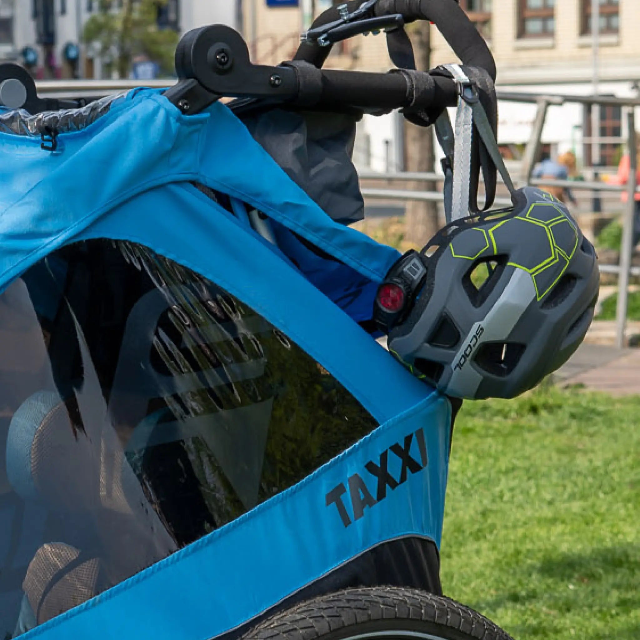 fahrradhelm im thule safeX 1 Fahrradhelm – S'COOL Junior Bikes